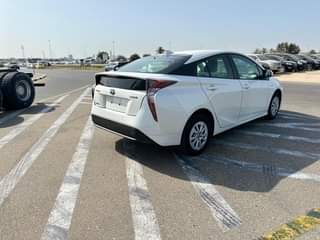 A picture of TOYOTA PRIUS 2018