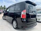 A picture of Toyota Noah