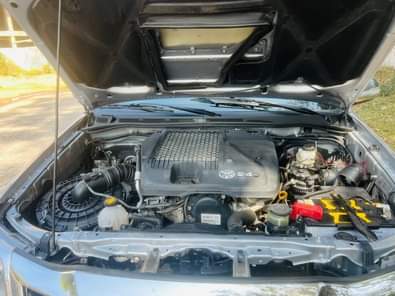used toyota hilux