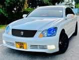 A picture of TOYOTA CROWN ATHLETE FOR SELL 13M OR EXCHANGE SO PLSEEEE