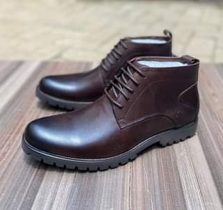 A picture of Classic Gentle Boots at 220K.