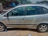 A picture of Still available nothing to fix and price reduce 700 settle