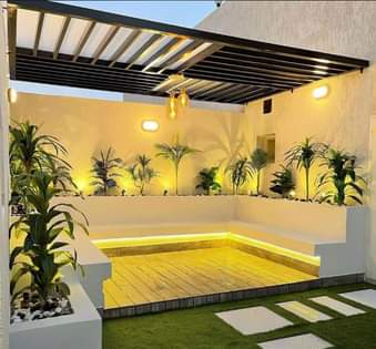 A picture of Rachels outdoor flower designs