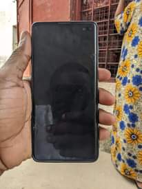A picture of SAMSUNG GALAXY S10 PLUS