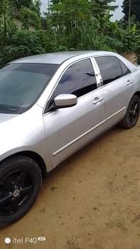 A picture of Clean 2005 Honda EOD Partly First body Catalyst intact with