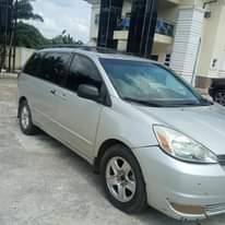 A picture of Reg 2004 2005 SIENNA XLE