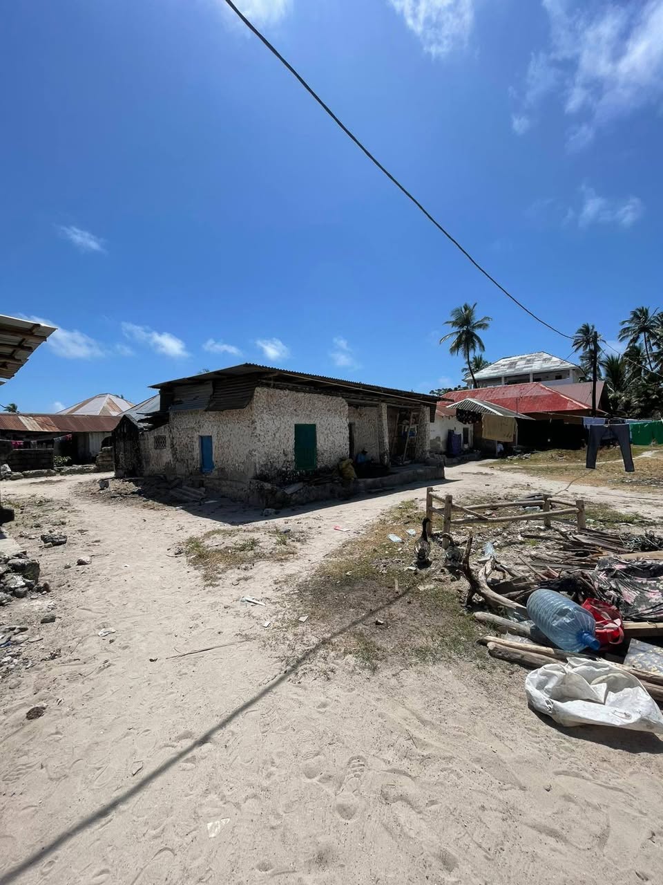 A picture of PAJE PAJE LOCAL HOUSE FOR SALE FOR 75 000 USD