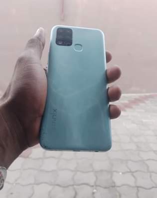 A picture of INFINIX HOT 10T