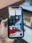 A picture of Iphone 11