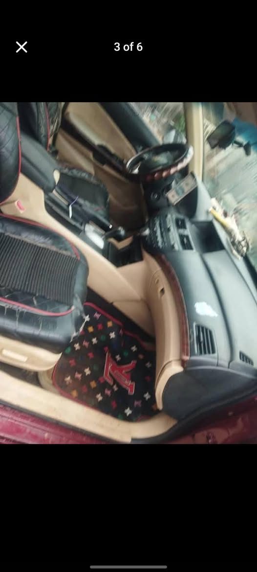 A picture of Honda Crosstour 2011 Engine Gear and Ac are perfectly fine