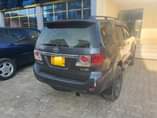 A picture of Toyota fortuner Tsh mil 25