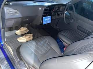 A picture of TOYOTA CARINA SI