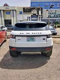 A picture of ......... SWEET ABUJA DEALERS DEAL 2014 RANGE ROVER EVOGUE Engine