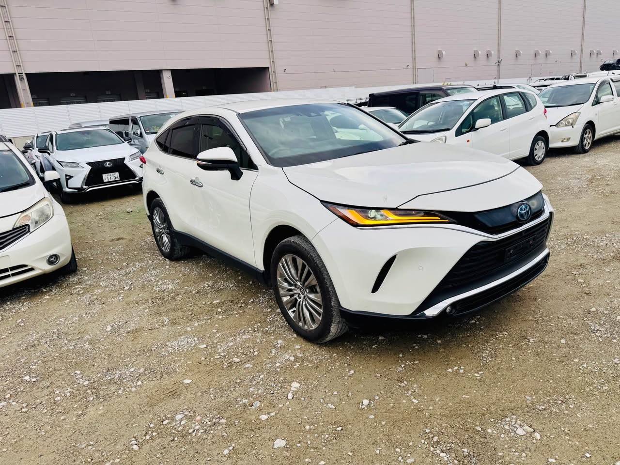 A picture of Toyota Harrier Hybrid AXUH85 Premium Package 4WD 2.5L Hybrid 2021