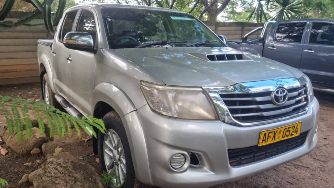 used toyota hilux