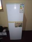 A picture of Boss fridge double door inagandisha sana na kupoza vzr bei