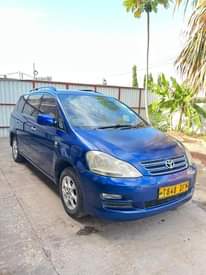 A picture of Toyota picnic 2360cc Full ac Mil 7 5 0789093731 0627580040