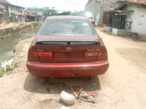 A picture of 2001 Toyota Camry