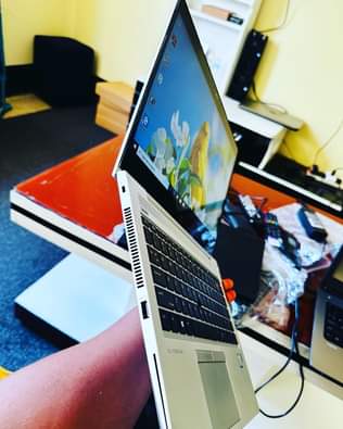A picture of OFFER BABKUUBWA Hp 840 G5 touchscreen Core i5 8th generation