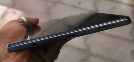 A picture of Samsung tablet