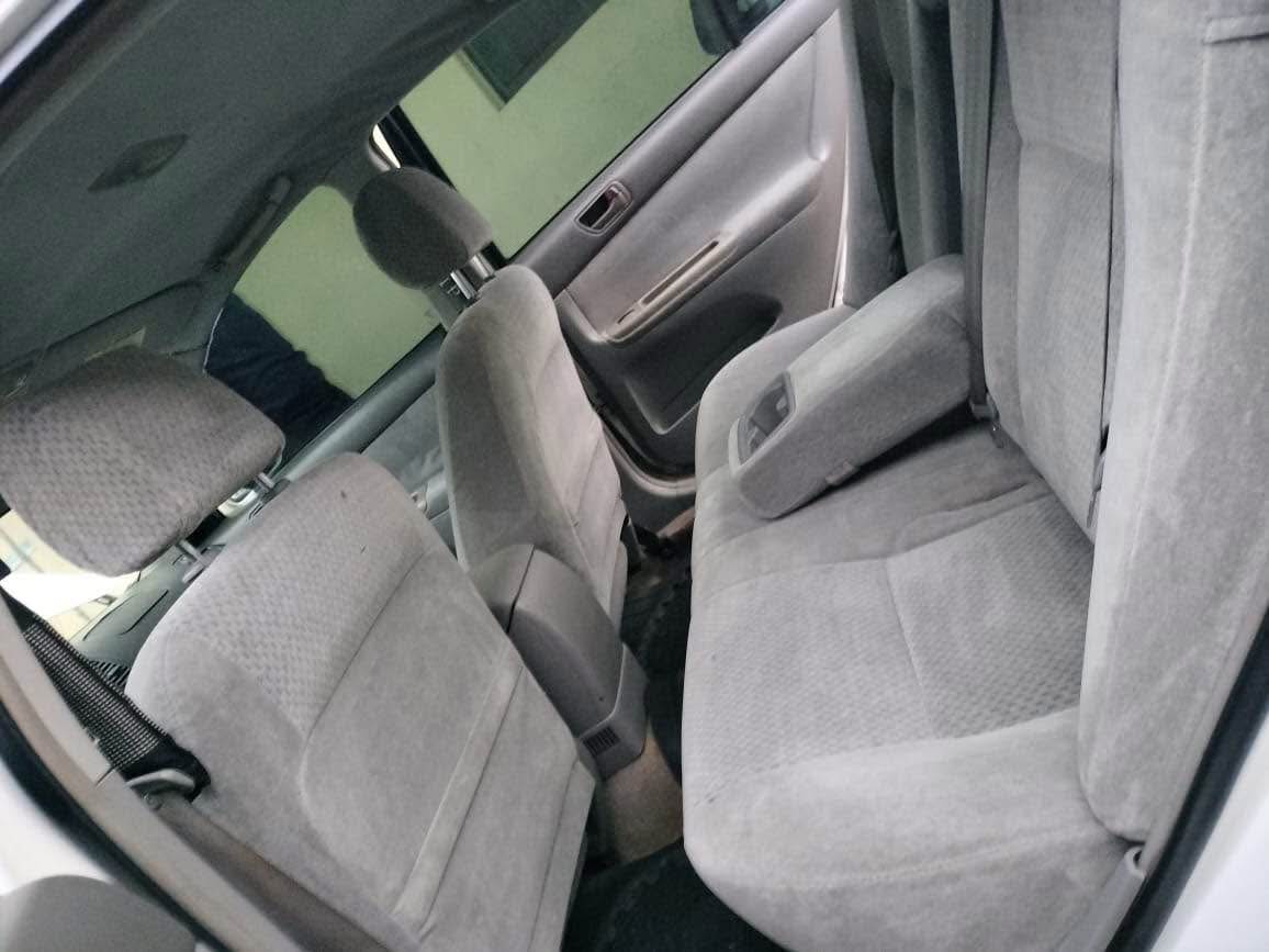 A picture of Toyota Camry 03