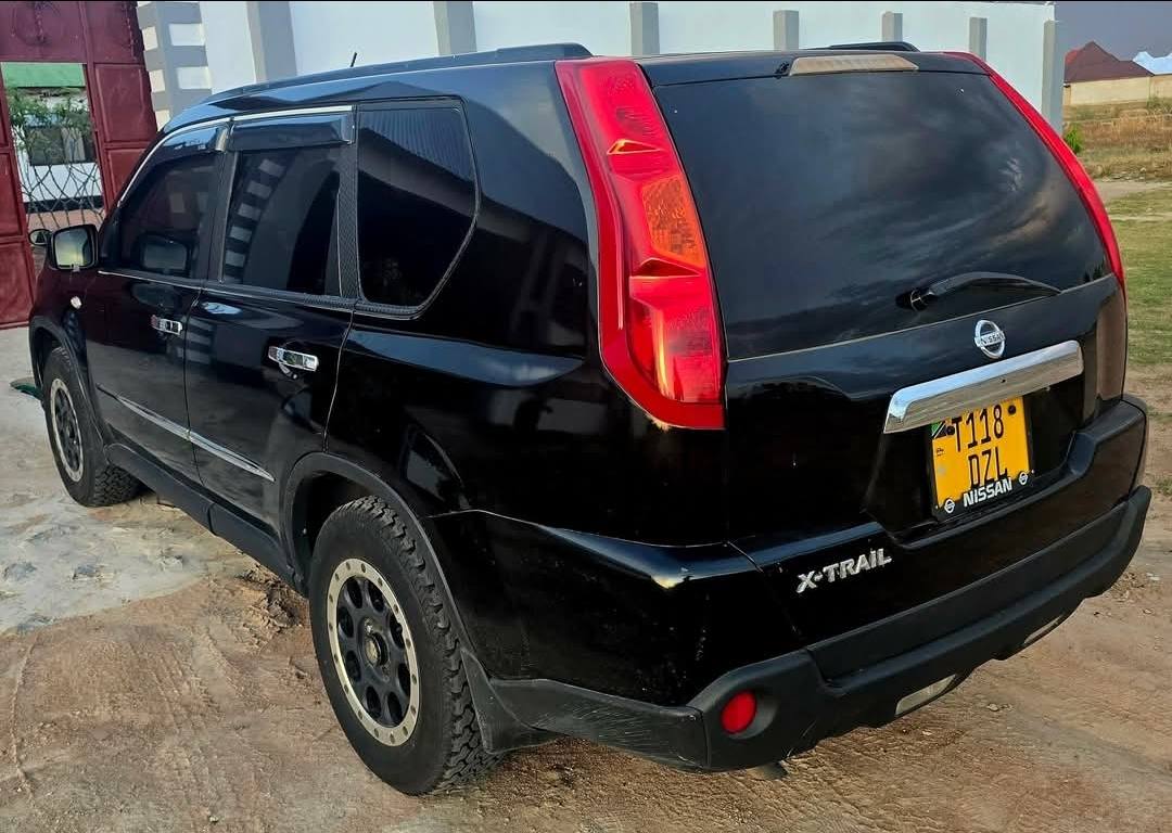 A picture of Nissan extrail