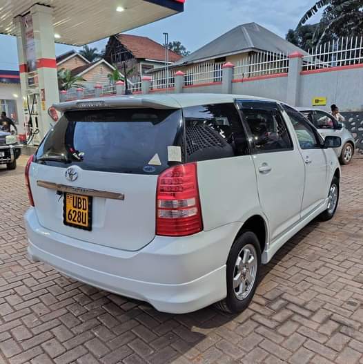 A picture of TOYOTA WISH