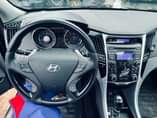 A picture of Brand Hyundai Model Sonata Year 2013 A C cooling 1st