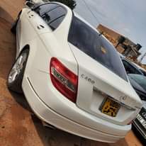 A picture of C200 2010 30M