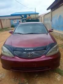 A picture of Toyota Camry LE 05 neatl used toks standard baked once