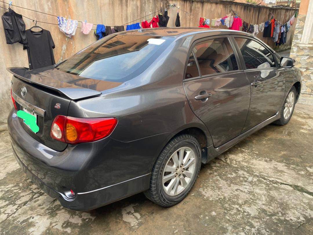 A picture of Toyota Corolla 2009 first body everything is working perfectly