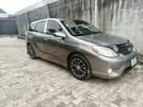 A picture of Direct 2006 Toyota matrix highest grade Everything is intact Engine