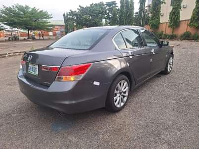 A picture of 2009 honda with 2012 light untampered engine and gear chilling
