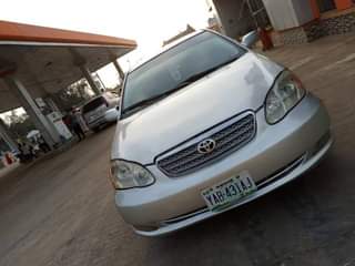 A picture of 2004 Toyota Corolla 2004