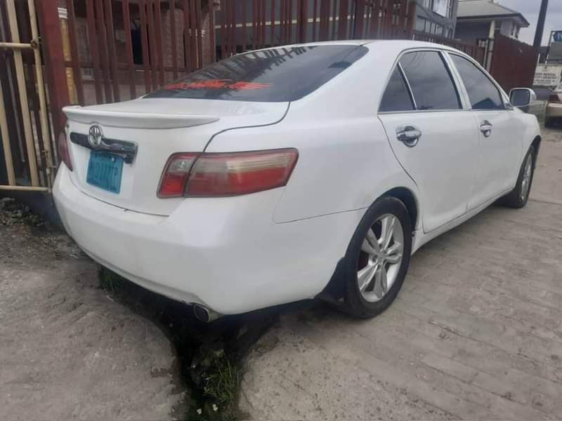 A picture of Clean Toyota camry spider 4plug model 09 price 4 8m