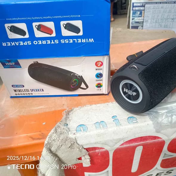 A picture of DISTRESS SALE Bluetooth Speaker