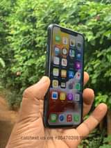 A picture of X UK BRAND NEW PHONES