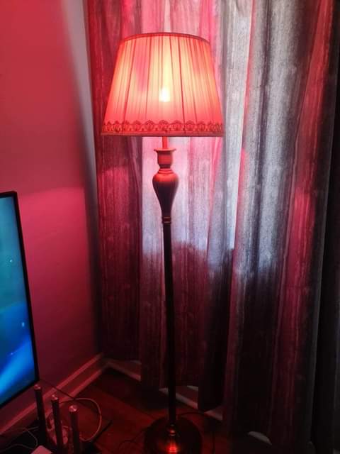 A picture of GOLD fancy side bed lamp