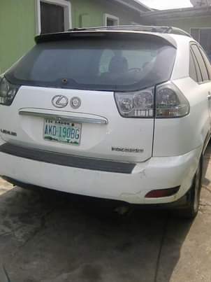 A picture of RX350 2007 8