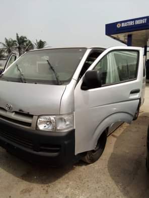 A picture of Distress sale Superstrong 18 seaters Hiace bus good engine and
