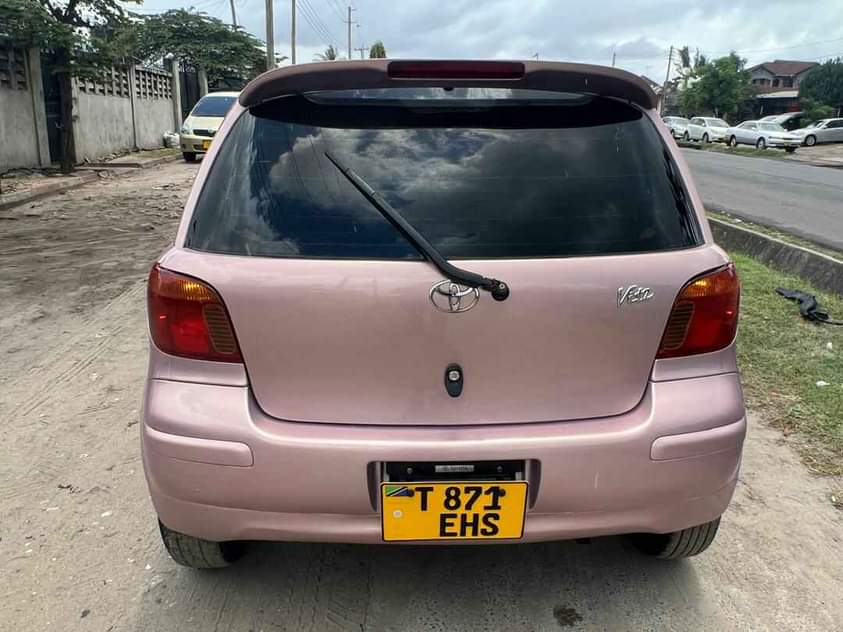 A picture of VITZ INAUZWA 11 000 000