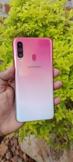 A picture of Samsung galaxy A60 on sale 128gb