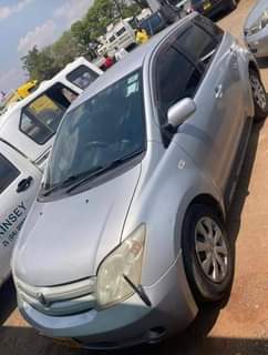 used toyota ist