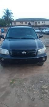 A picture of NEATLY USED TOYOTA HIGHLANDER 2007 HYBRID EXTREMELY LOW FULE CONSUMPTION