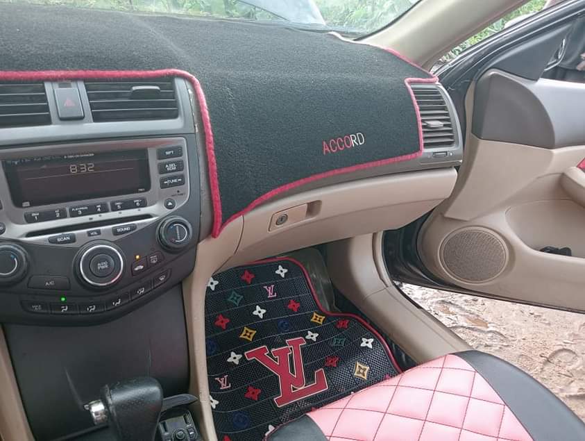 A picture of Neat Honda Accord EOD 