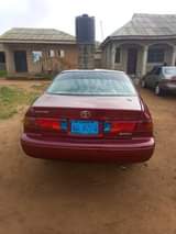 A picture of Toyota camry drop light very clean engin gear ac need