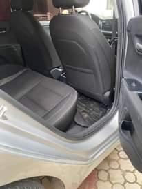 A picture of KIA 2020