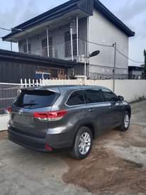 A picture of Foreign used 2016 Toyota Highlander le 