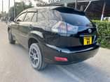 A picture of TOYOTA HARRIER
