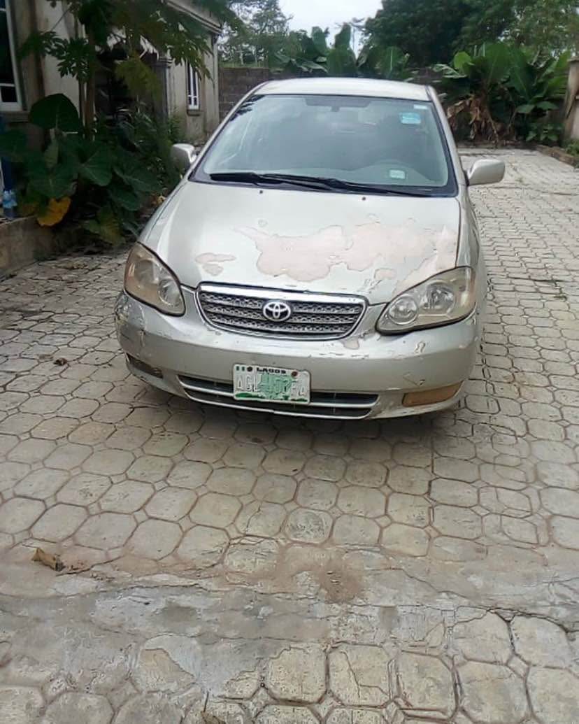 A picture of Available for sale first body pan of Toyota Corolla engine